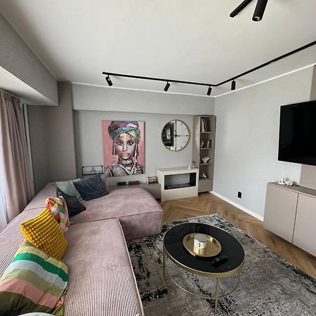 Apartament Lux Vedere Rond Alba Iulia บูคาเรสต์ ภายนอก รูปภาพ