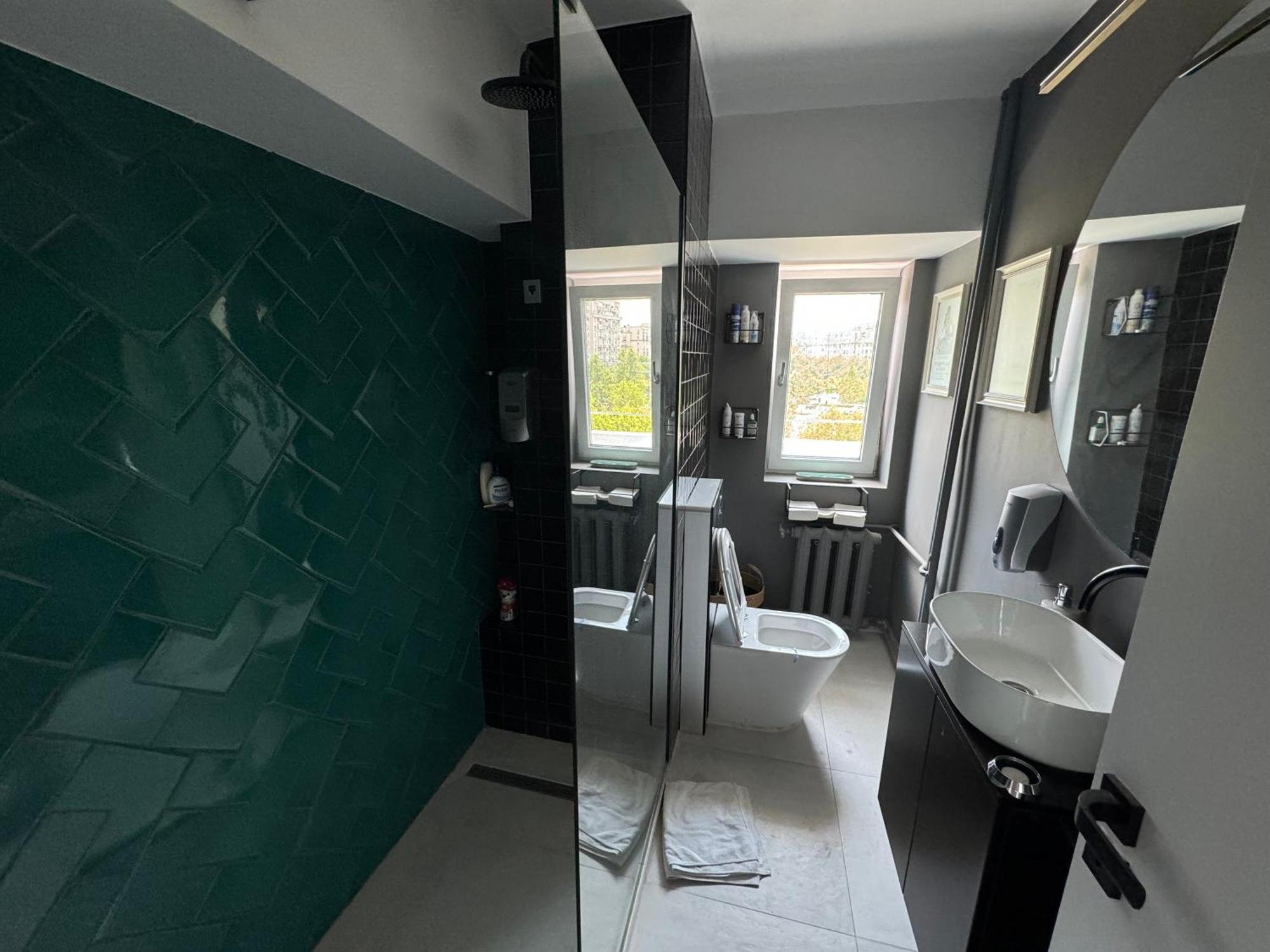 Apartament Lux Vedere Rond Alba Iulia บูคาเรสต์ ภายนอก รูปภาพ